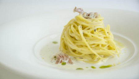 Tonnarello, culatello e limone con olio alla rucola